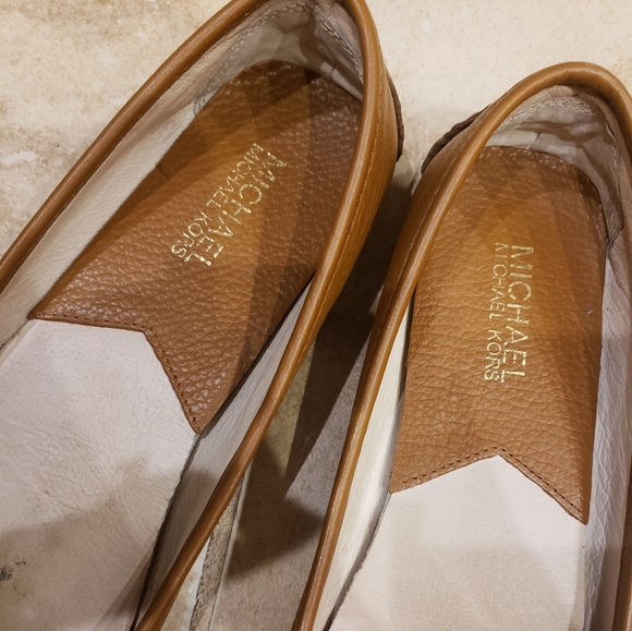 Michael Kors Flats - Picture 2 of 3